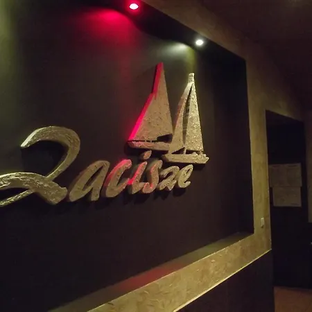 Centrum Wypoczynkowo-konferencyjne Zacisze * Złotów