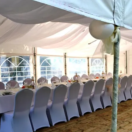 Centrum Wypoczynkowo-konferencyjne Zacisze Resort *