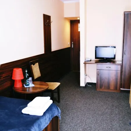 Centrum Wypoczynkowo-konferencyjne Zacisze Resort *