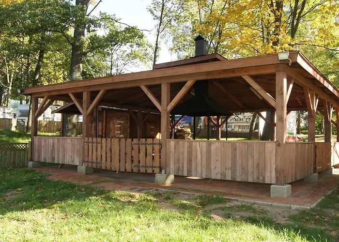 Centrum Wypoczynkowo-konferencyjne Zacisze リゾート *