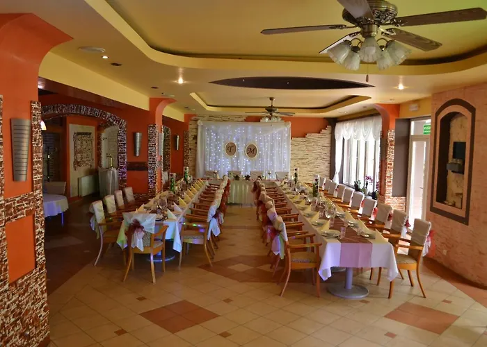 Centrum Wypoczynkowo-konferencyjne Zacisze リゾート *