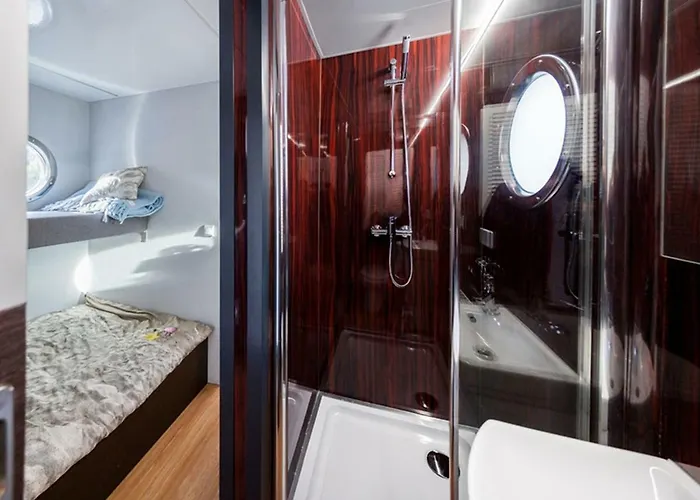 リゾート Centrum Wypoczynkowo-konferencyjne Zacisze Złotów